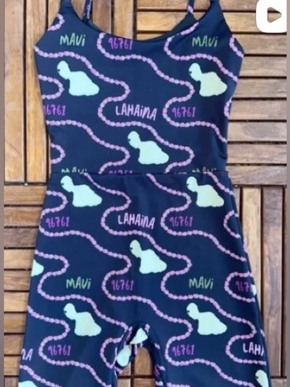 Lahiana themed romper suit